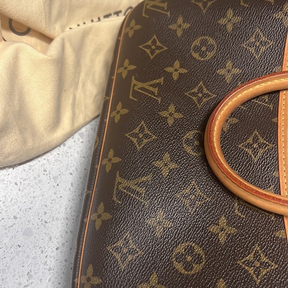 Louis Vuitton top handle bag - Picture 10 of 10